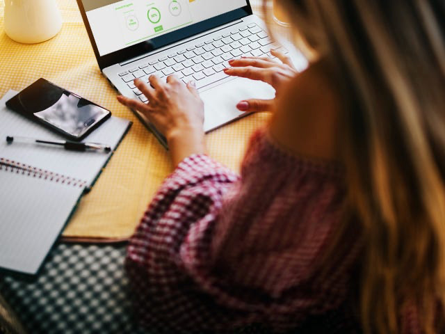 Small Group Online Spanish language learning | Berlitz Canada